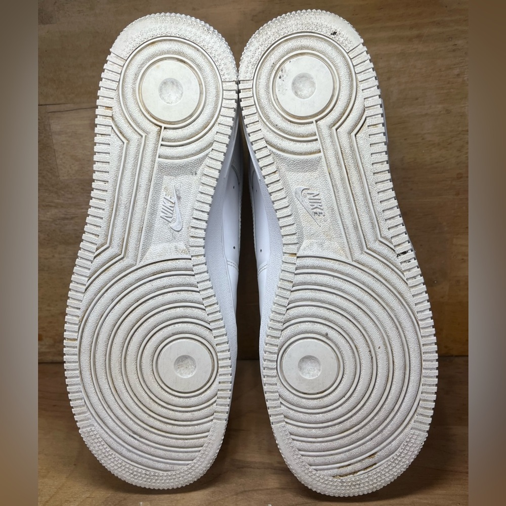 Nike Air Force 1 One ‘07 Womens Size 11.5 Shoes Sneakers Triple White 315122-111 - Picture 7 of 8